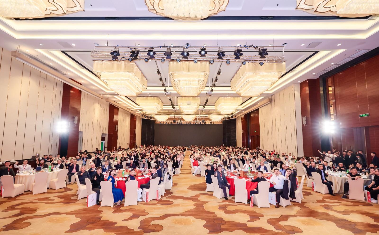 1741680612907042.jpg 大合照02.jpg